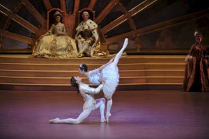 ballet-the-sleeping-beauty-by-friedemann-vogel-and-jin-yao-still-mask9